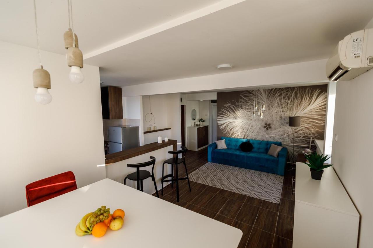 Kristall Apartments 2 Panorama Šabac 外观 照片