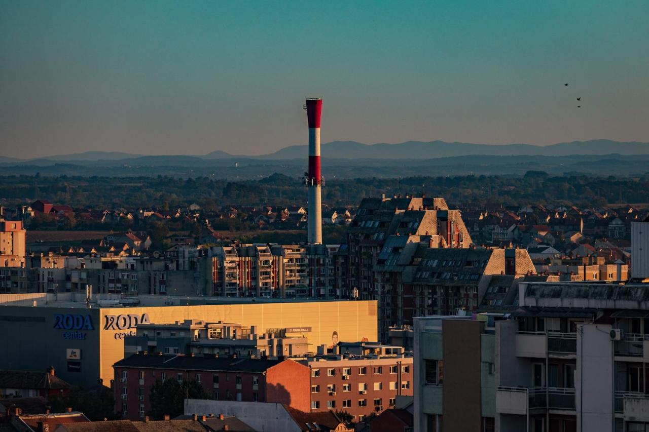 Kristall Apartments 2 Panorama Šabac 外观 照片